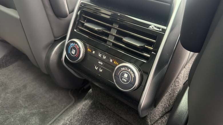 Land Rover Range Rover 3.0 P460e SE 4dr Auto Estate